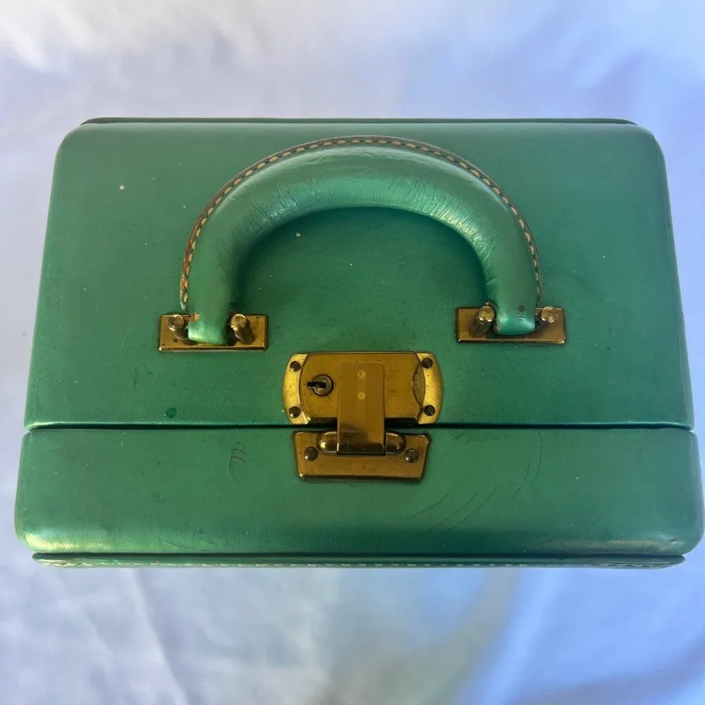 Nelialee N.Y.C vintage discontinued
